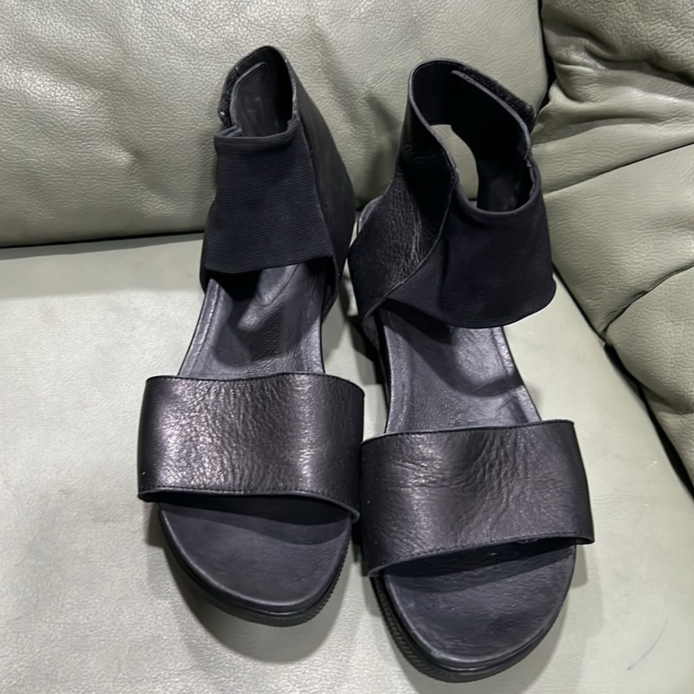 Eileen Fisher Spree Black Leather Platform Mesh Ankle Sandals